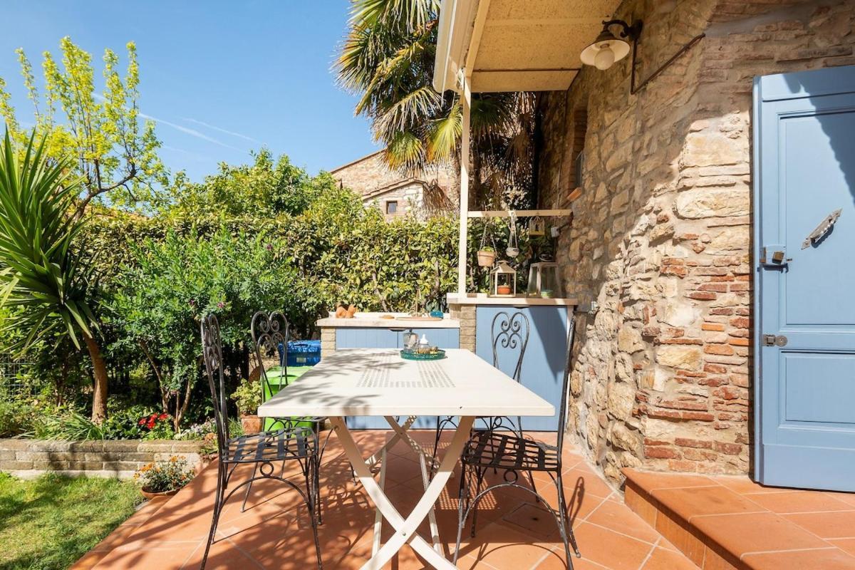 La Casa Nel Castello E Il Giardino Segreto Villa Suvereto Luaran gambar