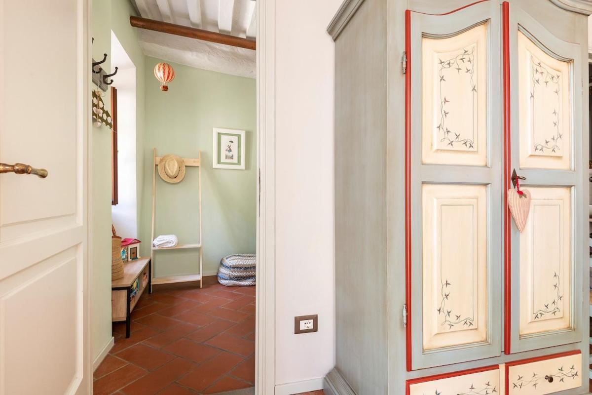 La Casa Nel Castello E Il Giardino Segreto Villa Suvereto Luaran gambar