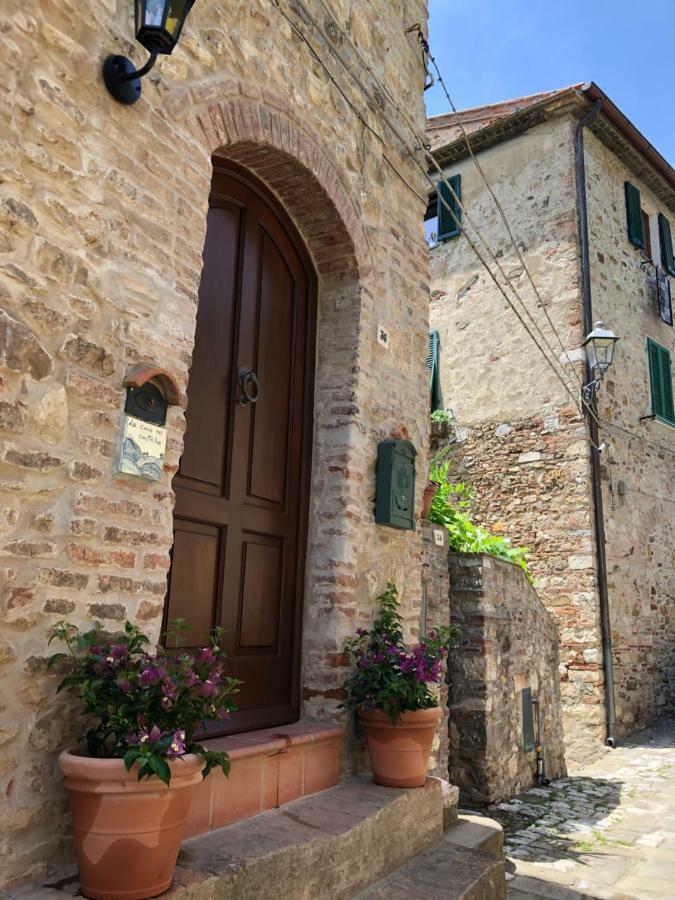 La Casa Nel Castello E Il Giardino Segreto Villa Suvereto Luaran gambar